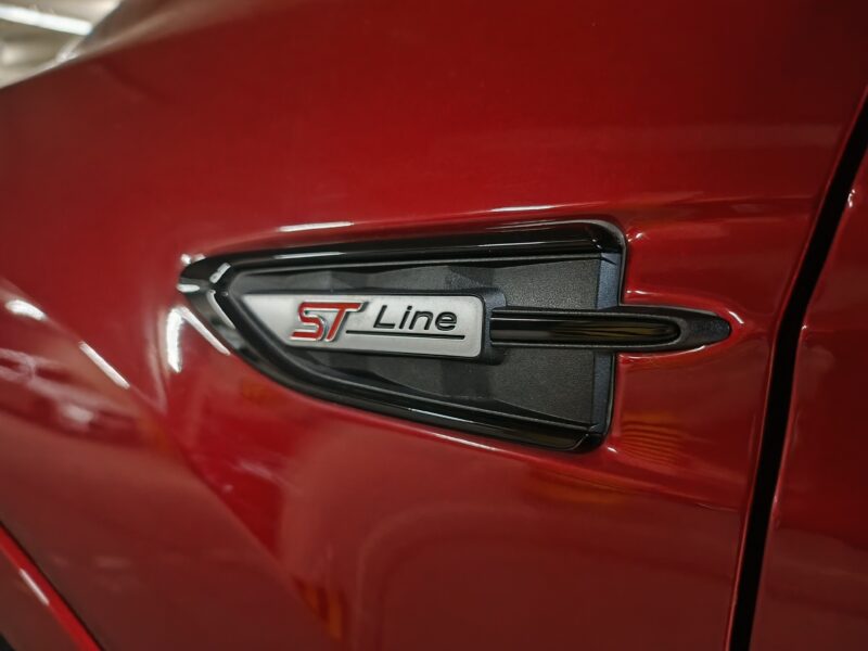 Ford Kuga 2019 r. 150 Km, 1498 cm3, benzyna, manualna, stan idealny