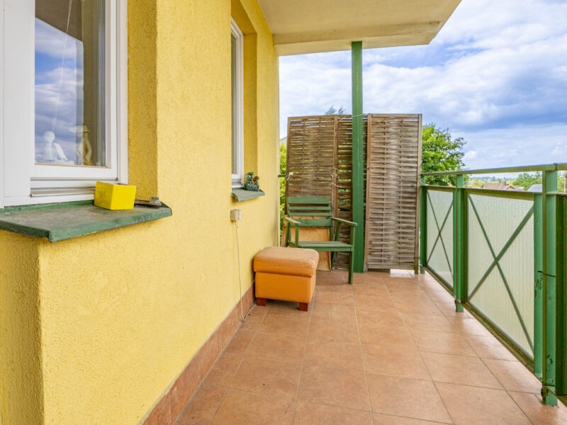 2 pokoje + osobna kuchnia, duży balkon, Turka