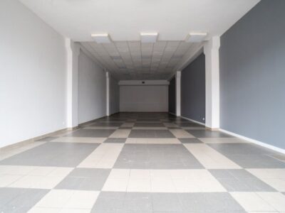 Lokal - Parter, Parking, Witryny.