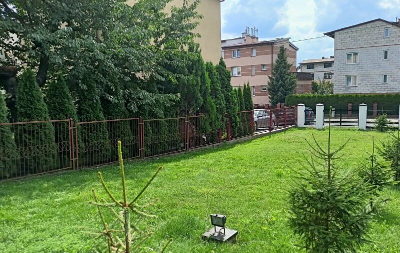 Działka na Sławinie - wokół zabudowa jednorodzinna.