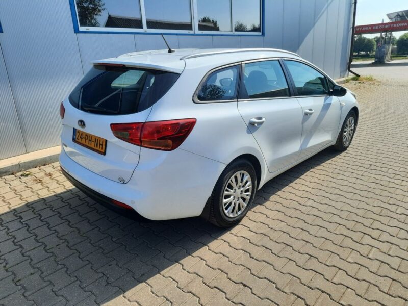 Kia Cee'd 1.4 benzyna MPI mały przebieg po opłatach