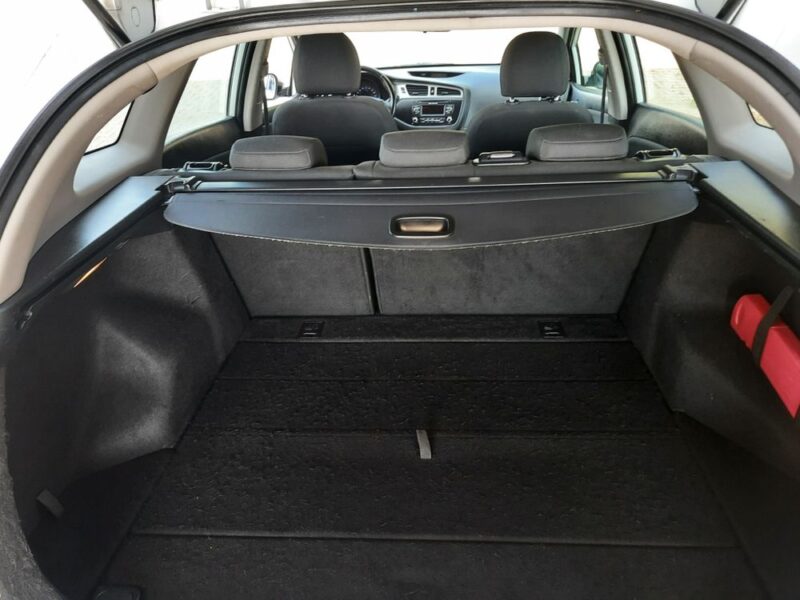 Kia Cee'd 1.4 benzyna MPI mały przebieg po opłatach