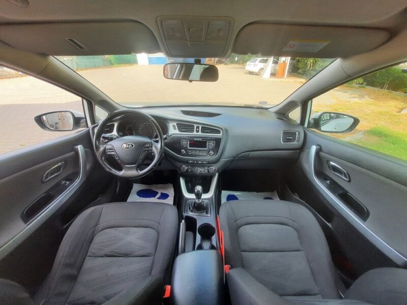 Kia Cee'd 1.4 benzyna MPI mały przebieg po opłatach