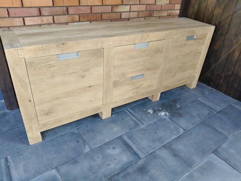 Komoda dębowa / oczyszczona / surowe drewno