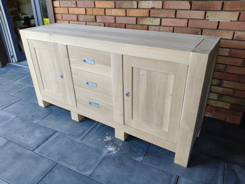 Komoda dębowa / oczyszczona / surowe drewno