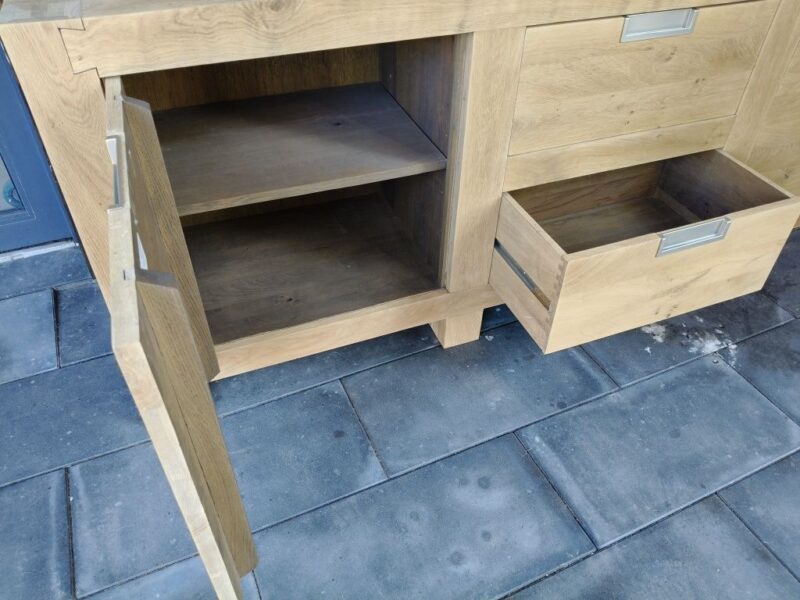 Komoda dębowa / oczyszczona / surowe drewno