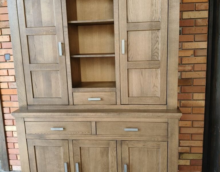 Kredens dębowy/ biblioteka