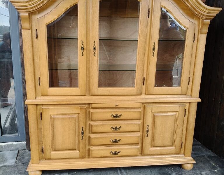 Kredens dębowy / witryna