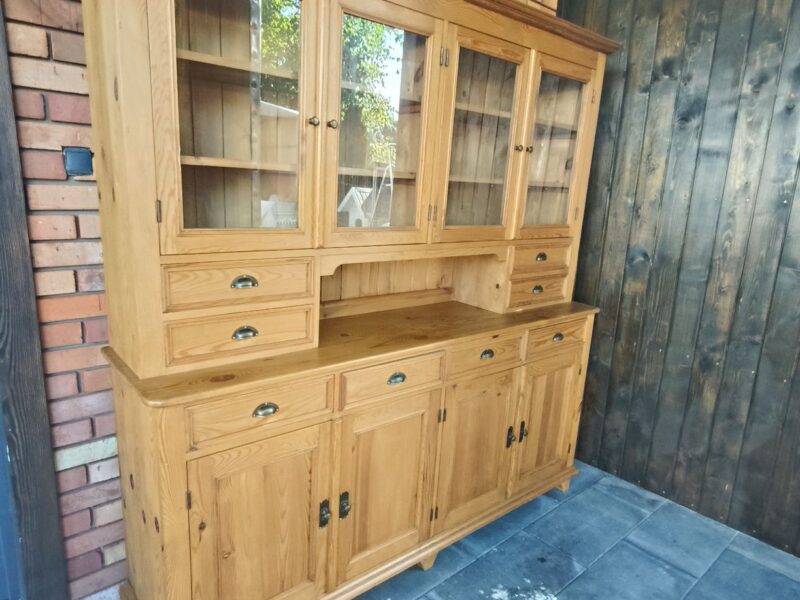 Kredens sosnowy / meble holenderskie