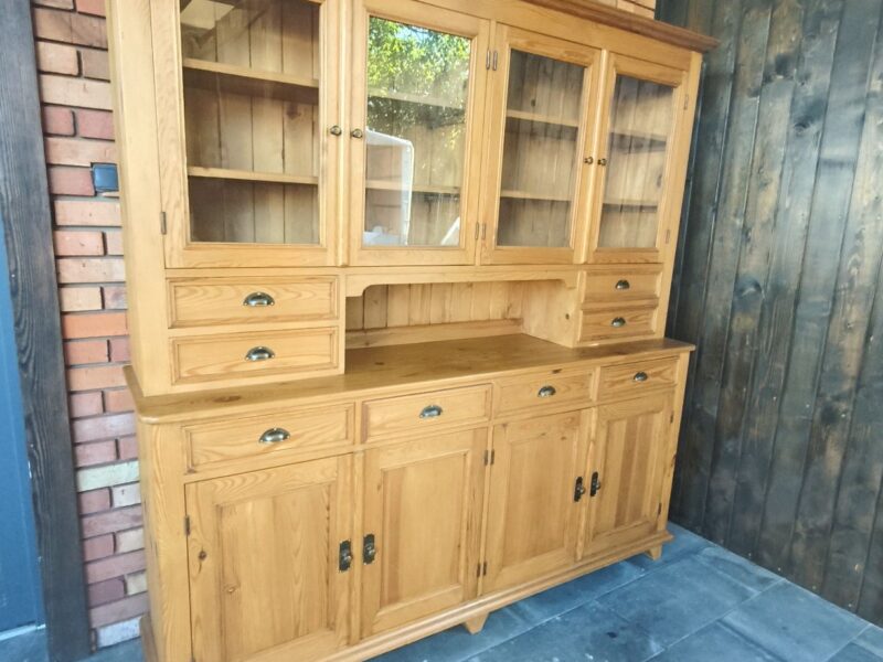 Kredens sosnowy / meble holenderskie