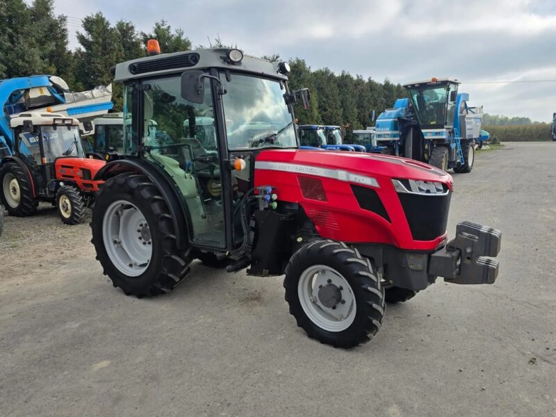 Massey Ferguson 3708S