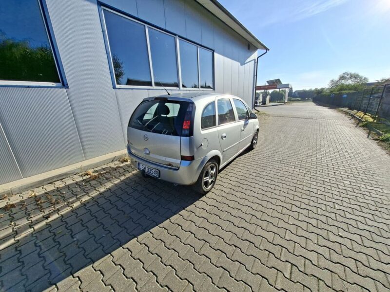 Opel Meriva 1.4 benzyna gaz na łańcuchu ważne opłaty