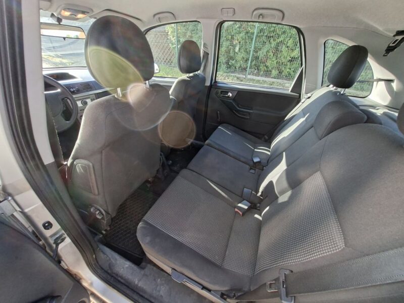 Opel Meriva 1.4 benzyna gaz na łańcuchu ważne opłaty