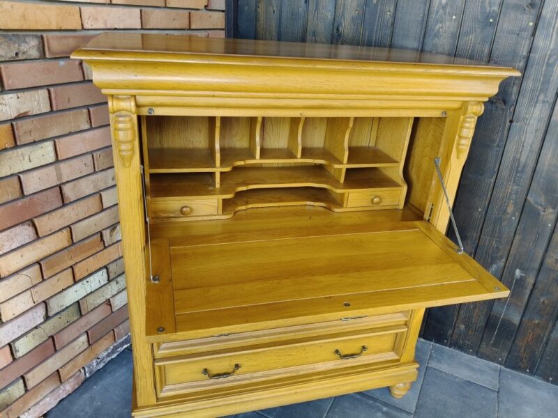 Sekretarzayk dębowy / meble holenderskie