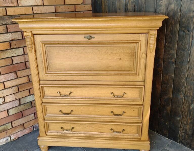 Sekretarzayk dębowy / meble holenderskie