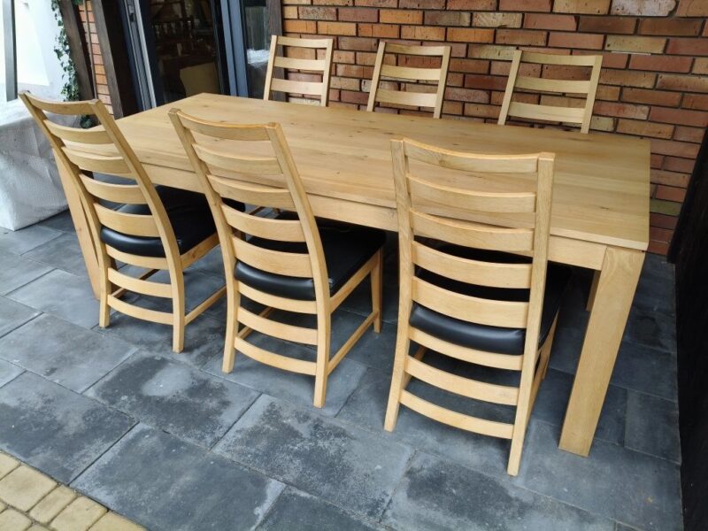 Stół dębowy + 6 krzeseł