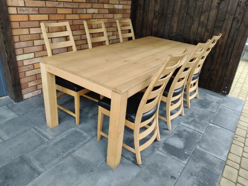 Stół dębowy + 6 krzeseł