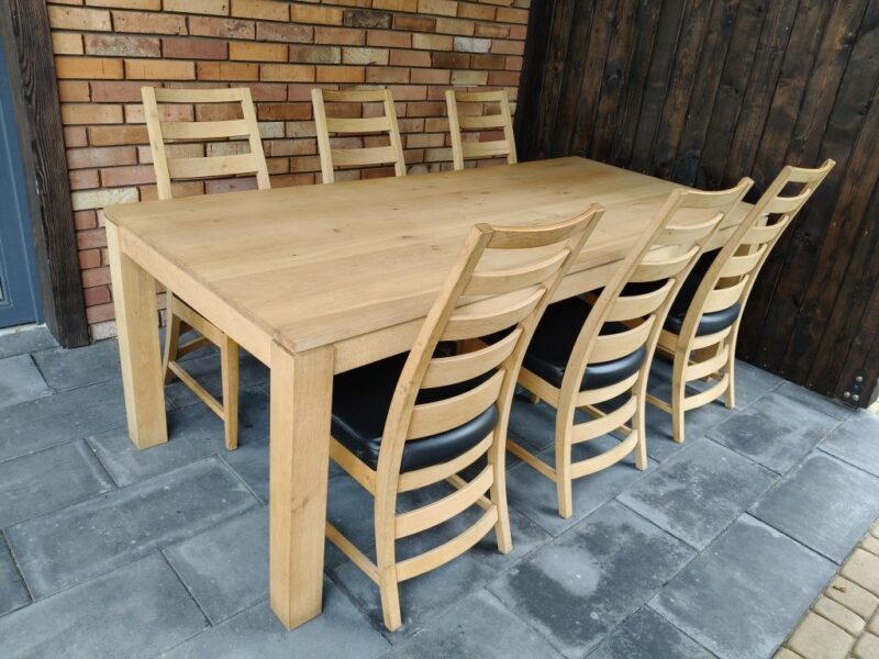 Stół dębowy + 6 krzeseł