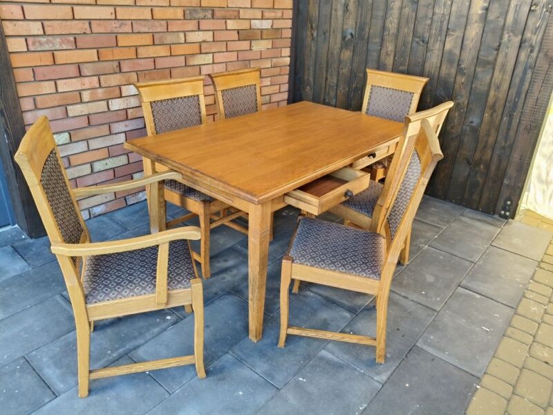 Stół dębowy + 6 krzeseł