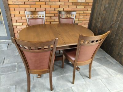 Stół dębowy / rozkładany + 4 krzesła
