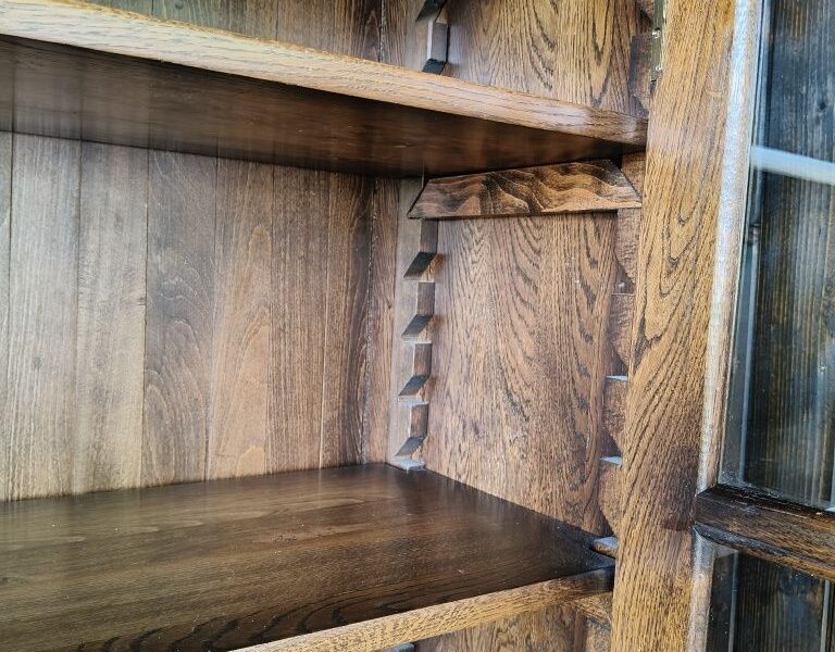 Witryna dębowa / biblioteka