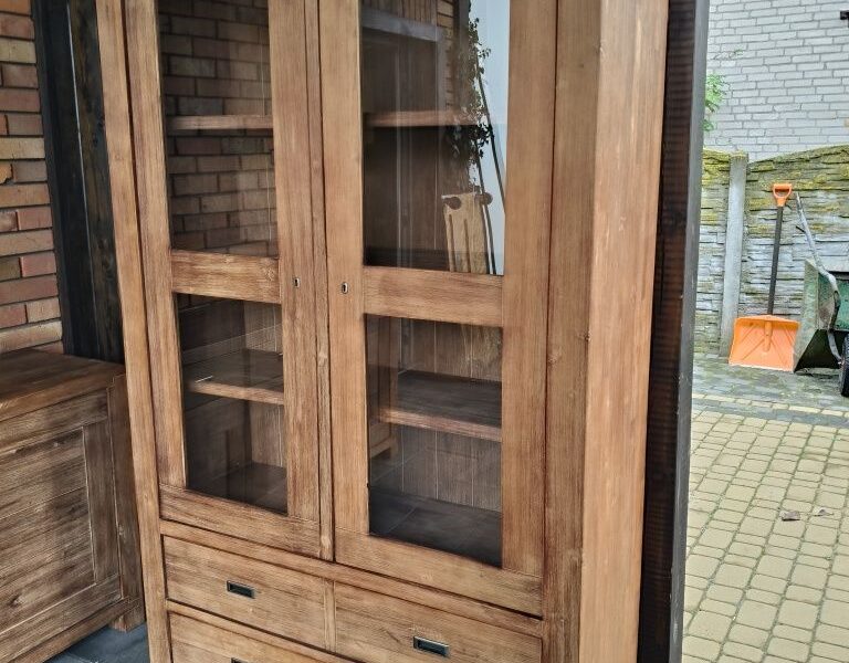 Witryna + komoda akacja