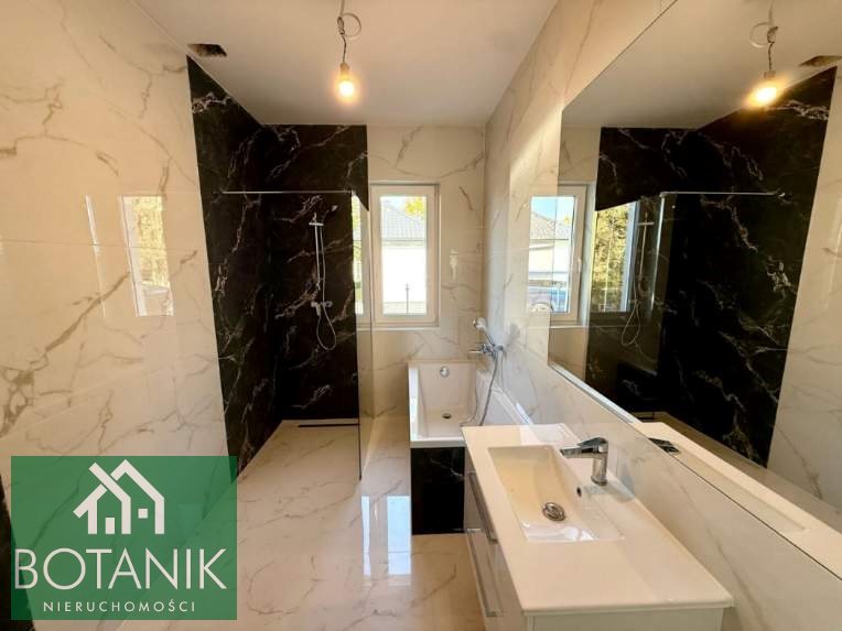 Krasienin - dom na sprzedaż