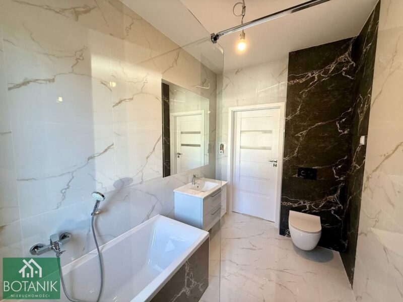 Krasienin - dom na sprzedaż