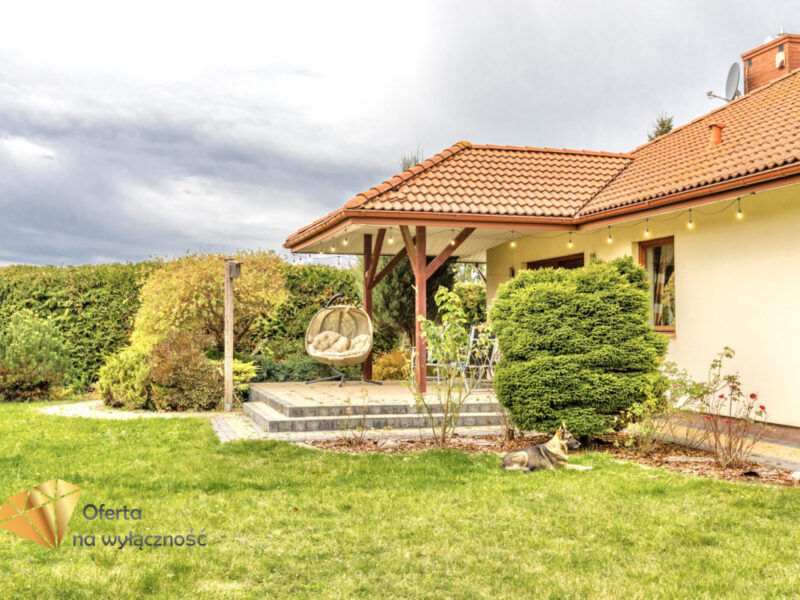 Parterowy dom 125 m2 | kominek | garaż | las