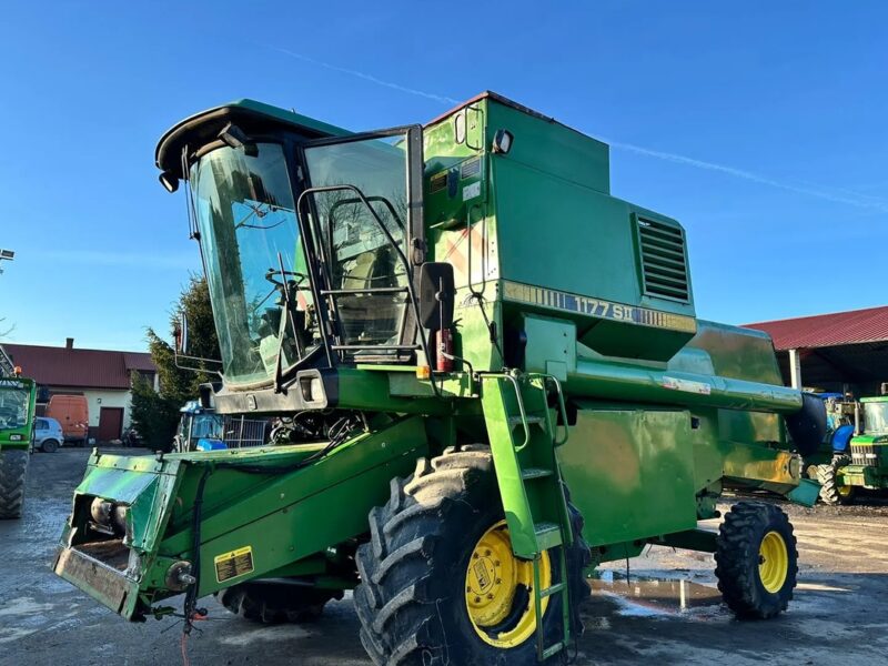 John Deere 1177 SII