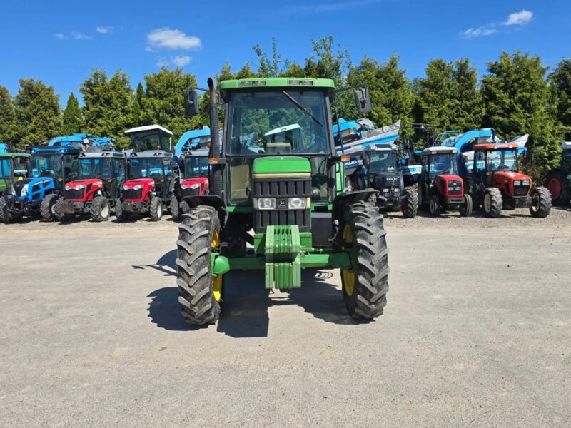 John Deere 6300