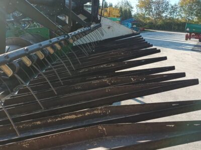 John Deere Przystawka do słonecznika 4,2m lub 4,85m