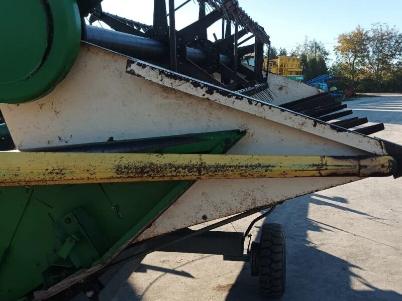 John Deere Przystawka do słonecznika 4,2m lub 4,85m