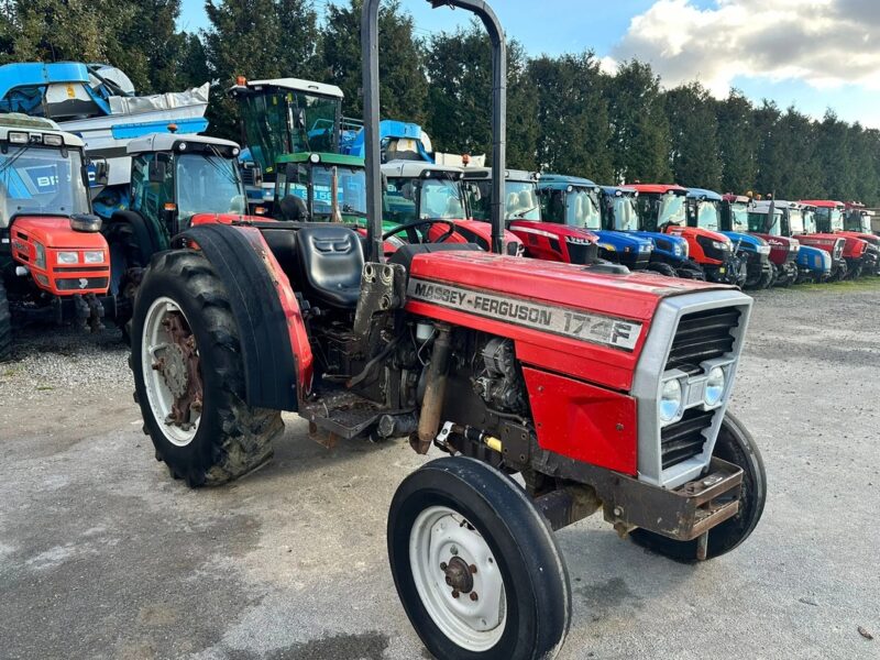 Massey Ferguson 174F