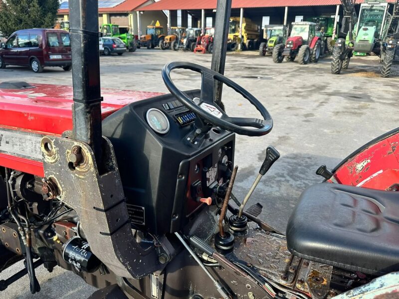Massey Ferguson 174F