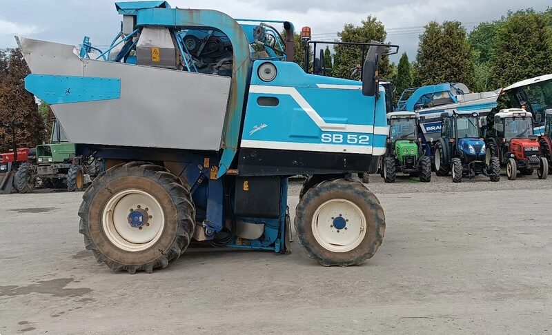 New Holland Braud SB 52