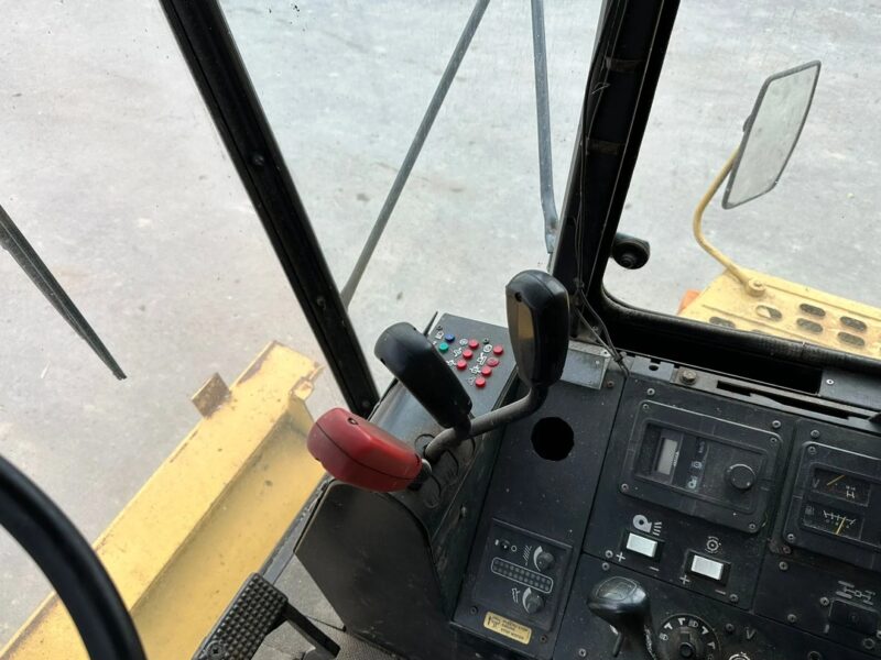 New Holland tx34