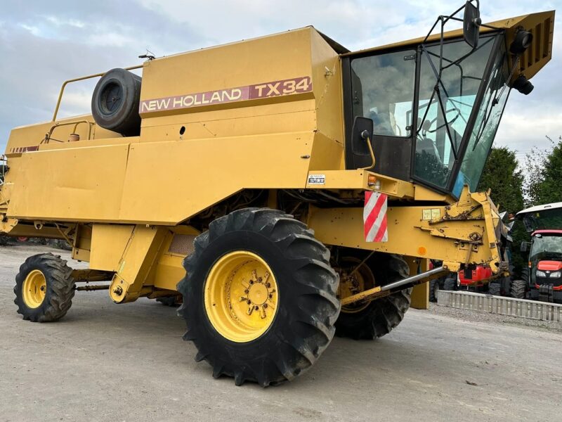 New Holland tx34