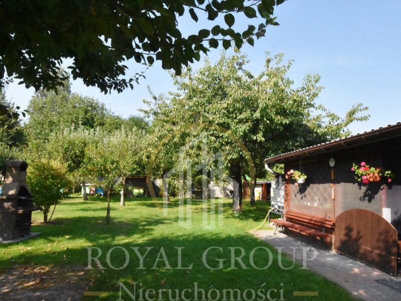 Dom przestronny na dużej działce