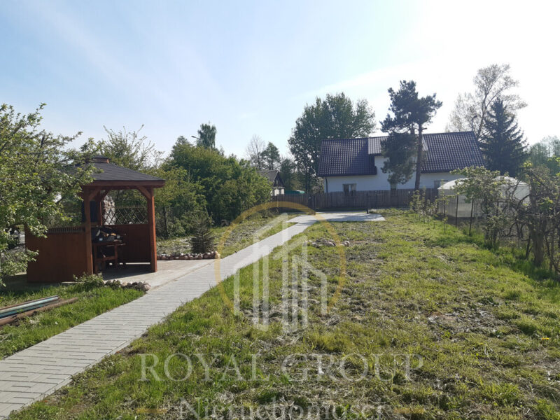 Dom wolnostojący dla rodziny lub pod inwestycję