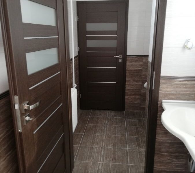 Lokal biurowy o pow. 169 mkw z parkingiem