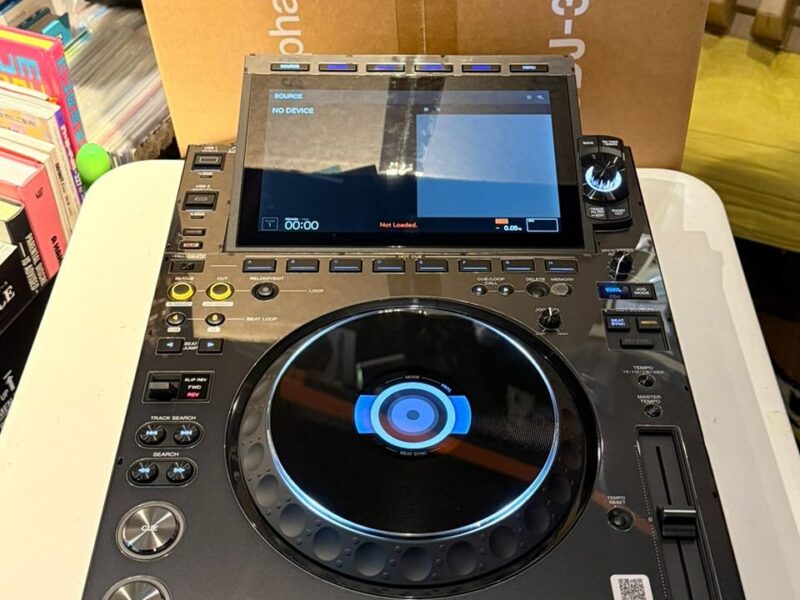 AlphaTheta XDJ-AZ, AlphaTheta OMNIS-DUO, Pioneer OPUS-QUAD, Pioneer XDJ-RX3, Pioneer XDJ-XZ, DDJ-FLX10, AlphaTheta CDJ-3000X, Pioneer CDJ-3000, Pioneer DJM-A9, AlphaTheta Euphonia, Pioneer CDJ-2000NXS2, DJM-900NXS2, Pioneer DJM-V10