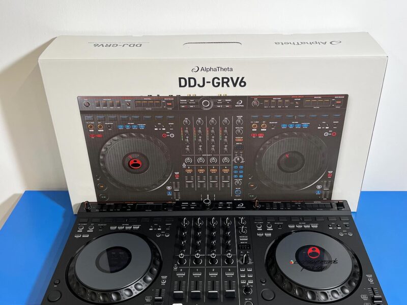 Pioneer DJ OPUS-QUAD, Pioneer DJ XDJ-RX3, Pioneer XDJ-XZ, Pioneer DDJ-FLX10, AlphaTheta XDJ-AZ, AlphaTheta OMNIS-DUO , AlphaTheta DDJ-GRV6, Pioneer DDJ-1000, Pioneer DDJ-1000SRT, Pioneer DDJ-REV7, AlphaTheta CDJ-3000X, Pioneer CDJ-3000, Pioneer DJ DJM-A9