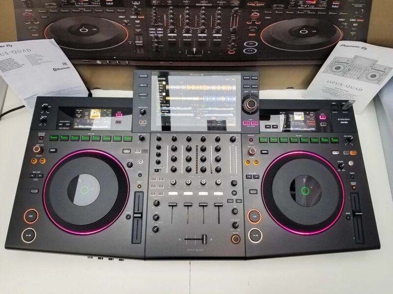 Pioneer DJ OPUS-QUAD, Pioneer DJ XDJ-RX3, Pioneer XDJ-XZ, Pioneer DDJ-FLX10, AlphaTheta XDJ-AZ, AlphaTheta OMNIS-DUO , AlphaTheta DDJ-GRV6, Pioneer DDJ-1000, Pioneer DDJ-1000SRT, Pioneer DDJ-REV7, AlphaTheta CDJ-3000X, Pioneer CDJ-3000, Pioneer DJ DJM-A9