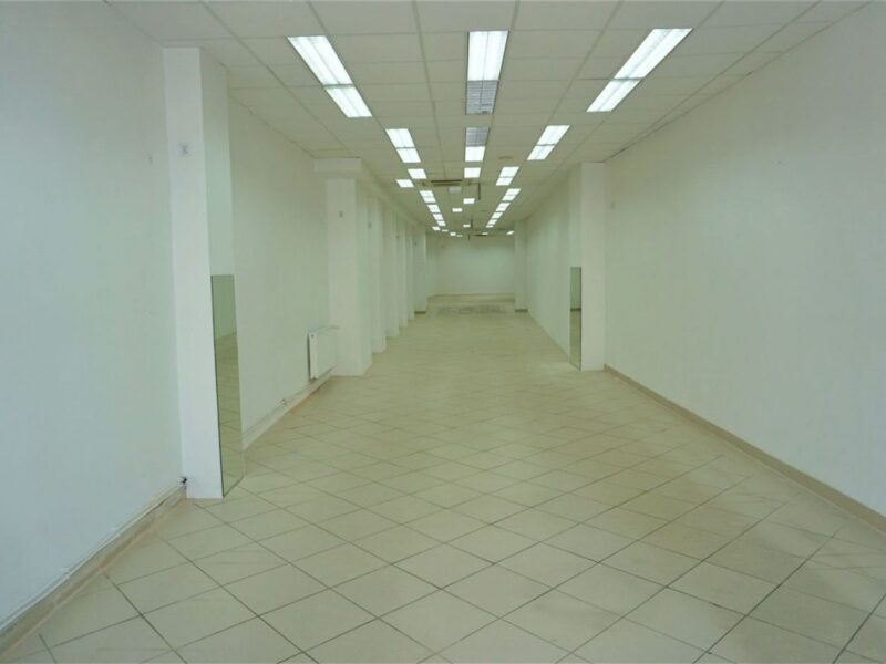 Lokal z witryną w ścisłym centrum Lublina