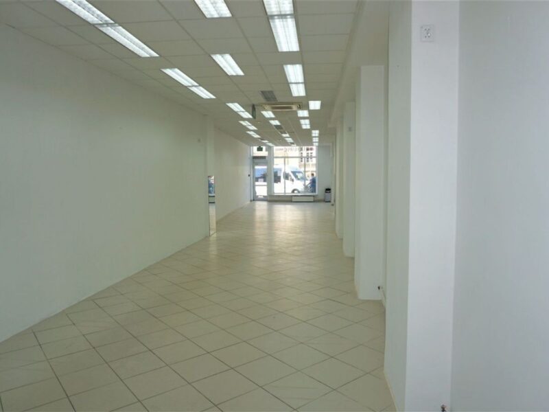Lokal z witryną w ścisłym centrum Lublina - Lublin - portal ogłoszeniowy