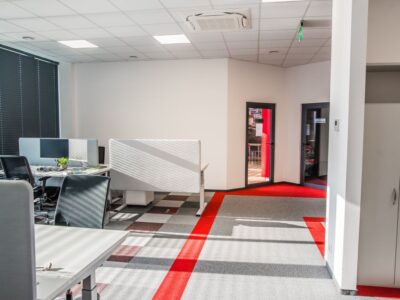 Nowoczesne Biuro 720 m2 Klasa A - Lublin, Szerokie