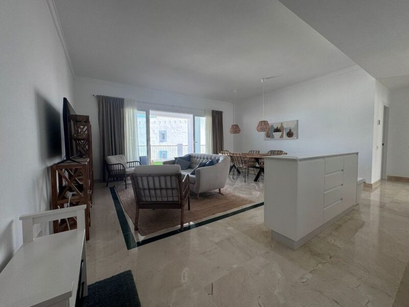 Apartament na parterze, Benahavís