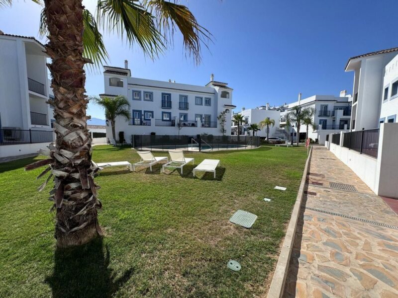 Apartament na parterze, Benahavís