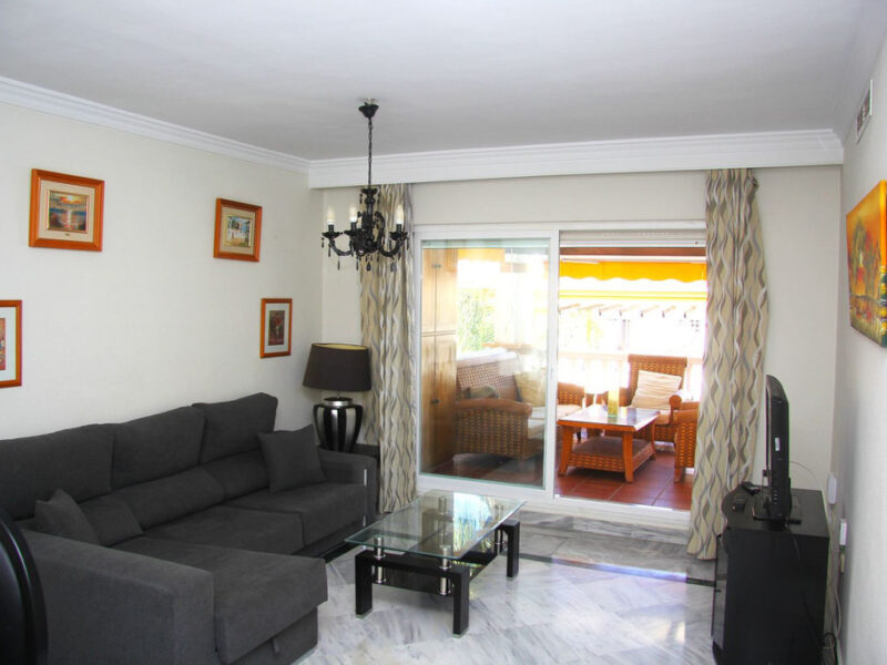 Apartament na sprzedaż,3 sypialnie,Nueva Andalucía